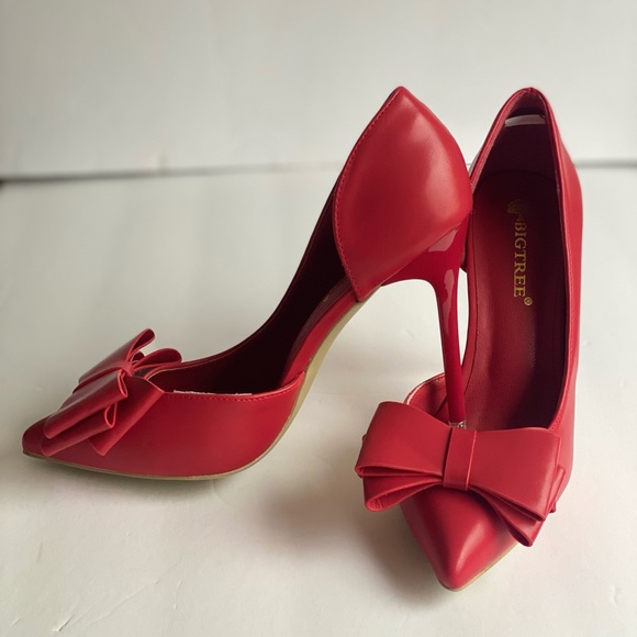 BowKnowt High Heels - Picture 3 of 6